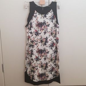 White Floral Shift Dress - US 8 (UK 10) - Wedding